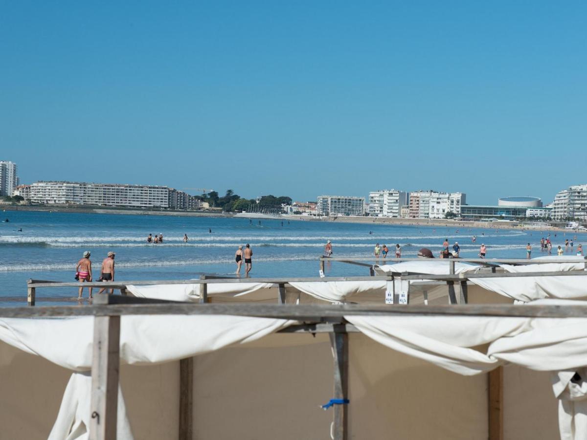 Appartement T2 Face Plage Avec Balcon, Cuisine Equipee Et Tv - Fr-1-92-908 Les Sables-d'Olonne Exterior photo