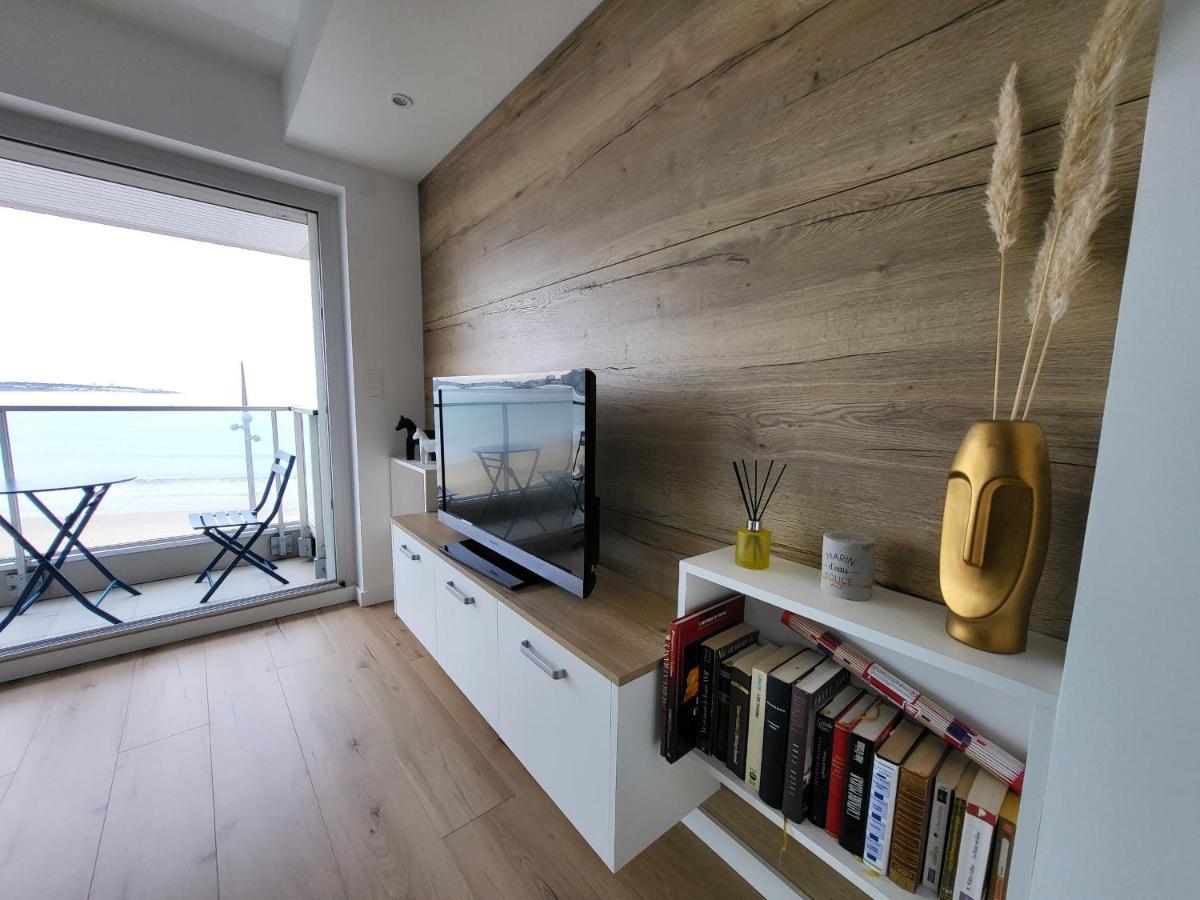 Appartement T2 Face Plage Avec Balcon, Cuisine Equipee Et Tv - Fr-1-92-908 Les Sables-d'Olonne Exterior photo