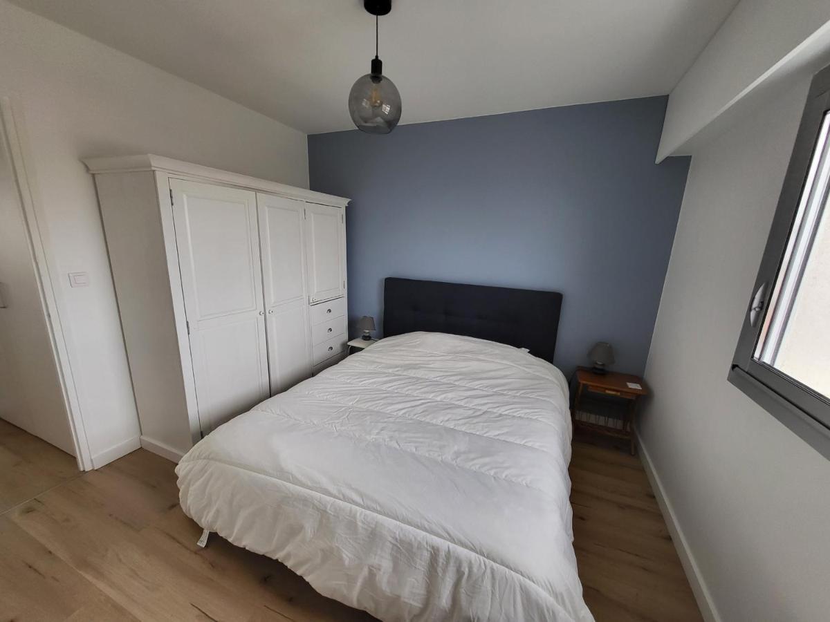 Appartement T2 Face Plage Avec Balcon, Cuisine Equipee Et Tv - Fr-1-92-908 Les Sables-d'Olonne Exterior photo